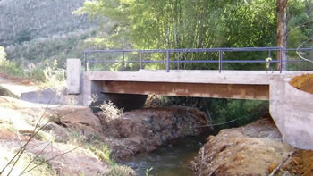 Construção de 3 pontes em estrutura metálica e concreto em SBMV