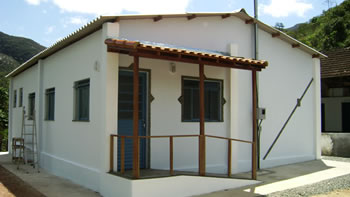 Construção de Unidade do PSF em Três Cruzes - Santa Bárbara do Monte Verde - MG